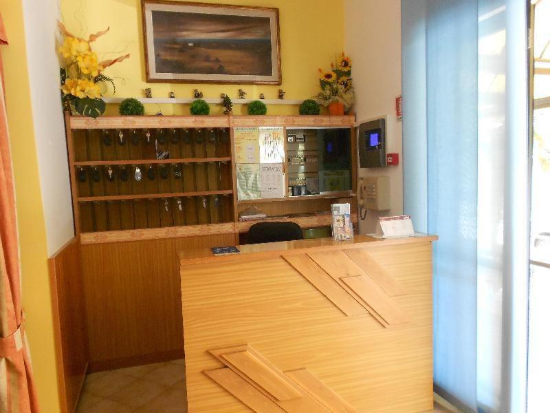 Hotel Vevey Rimini Kültér fotó